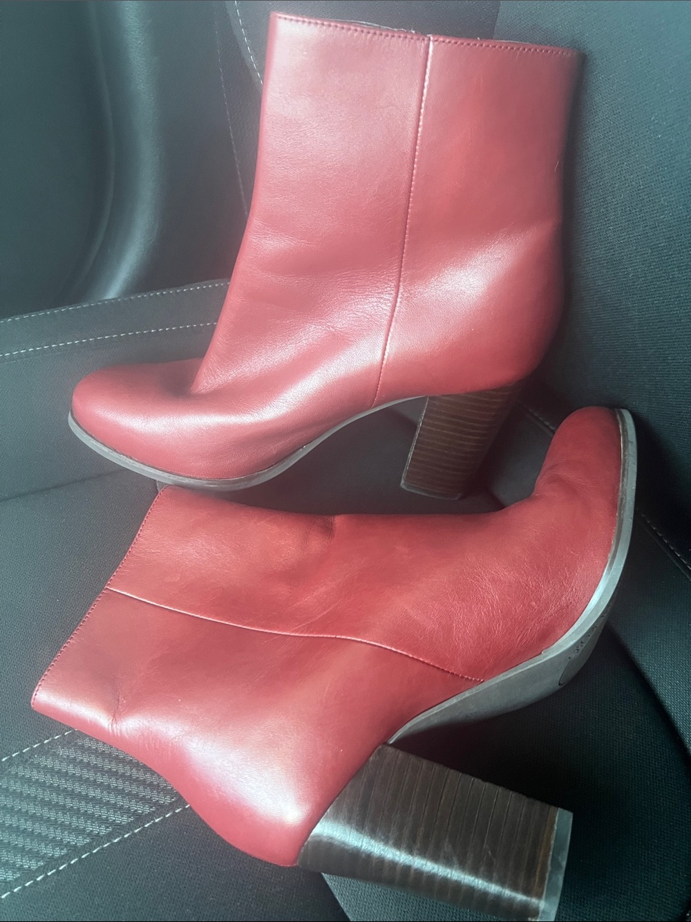 Michael Kors Ankle Boots - Picture 2 of 5